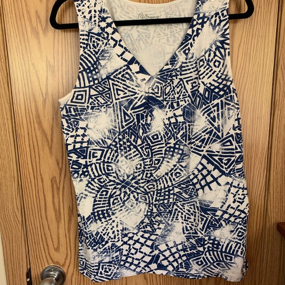 🍉 Reitmans plus all over print white/ blue 2X, tank top 100% cotton - Picture 7 of 10